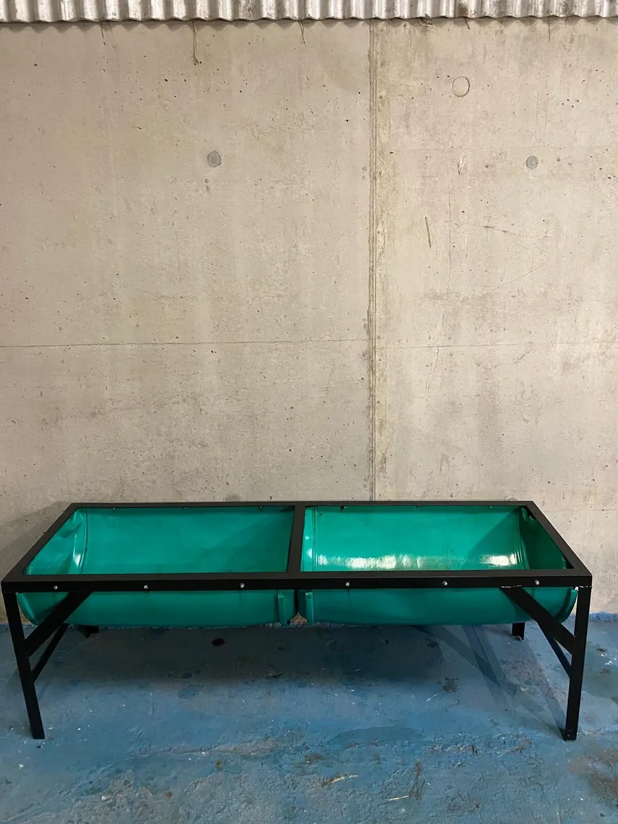 Feeding trough - Image 3