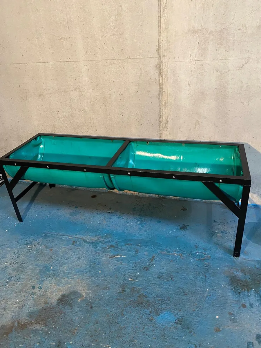 Feeding trough - Image 2