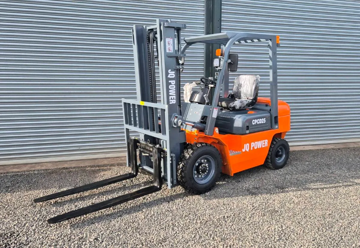 NEW JQ 2.5 TON DIESEL FORKLIFT - Image 1