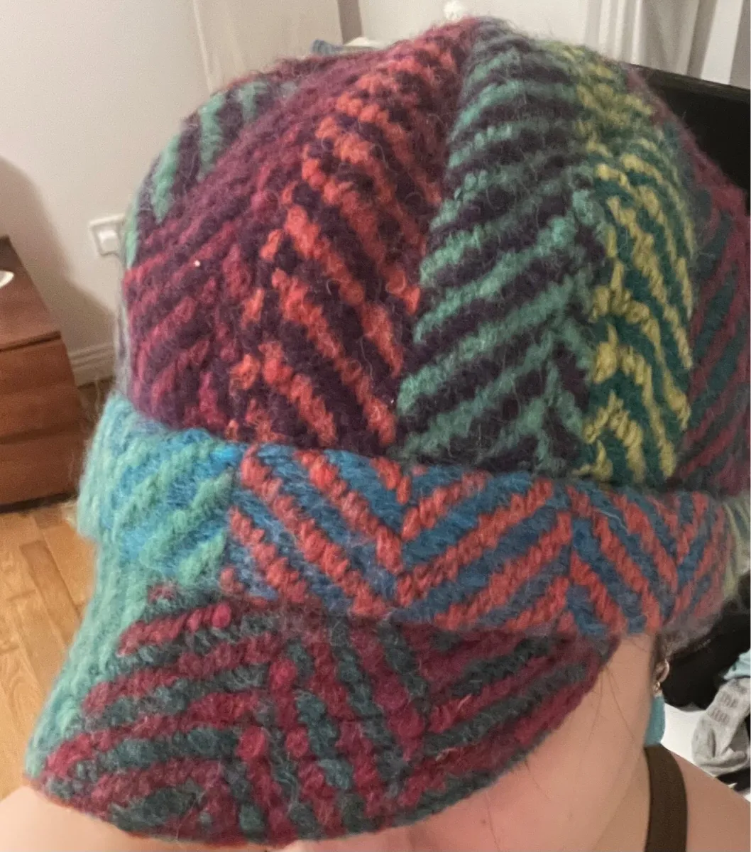 Wool hat - Image 1