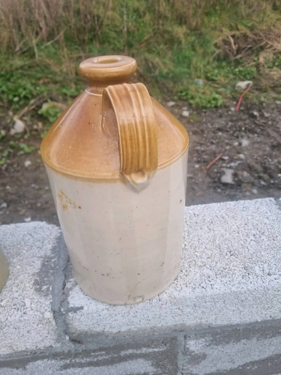 Old whiskey jar set contact me for more - Image 2