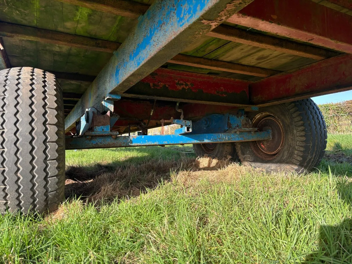 26ft twin axle bale trailer - Image 3