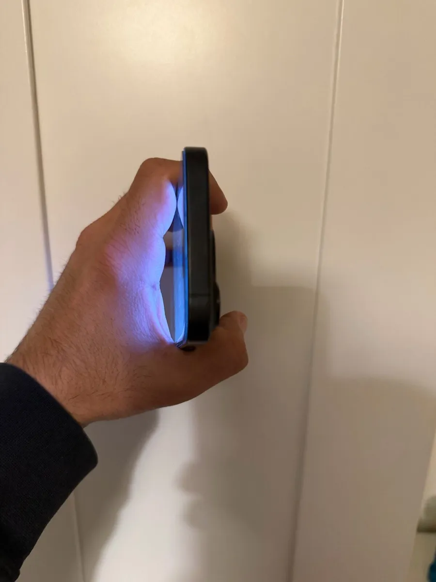 iPhone 15 Pro 128GB Black Titanium for sale. - Image 4