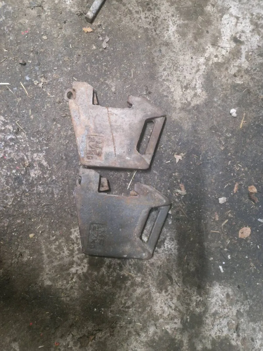 Massey Ferguson 50mm 27kg weights - Image 1