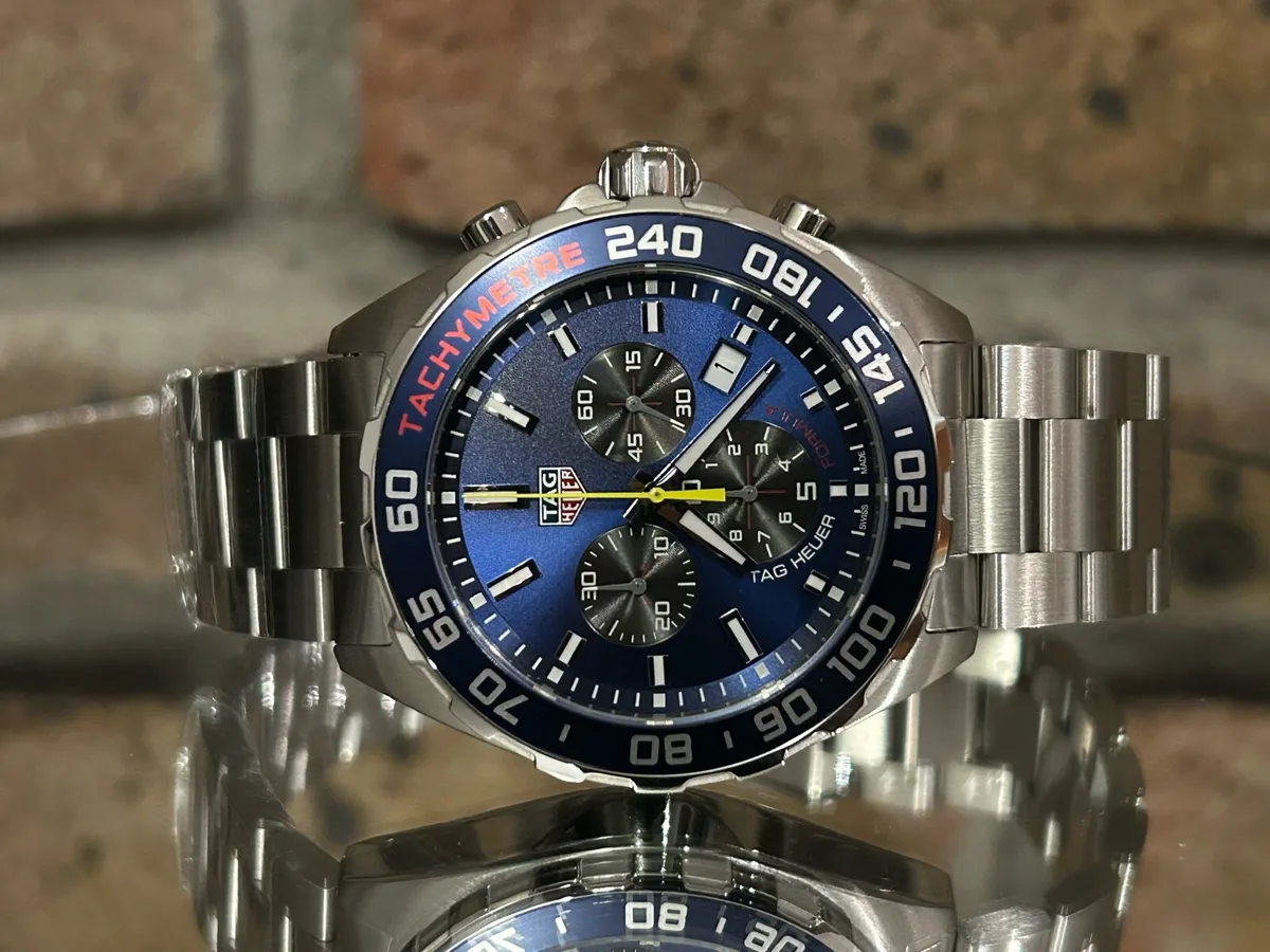 TAG Heuer Formula 1 - Chrono - Mens Wristwatch - Image 1