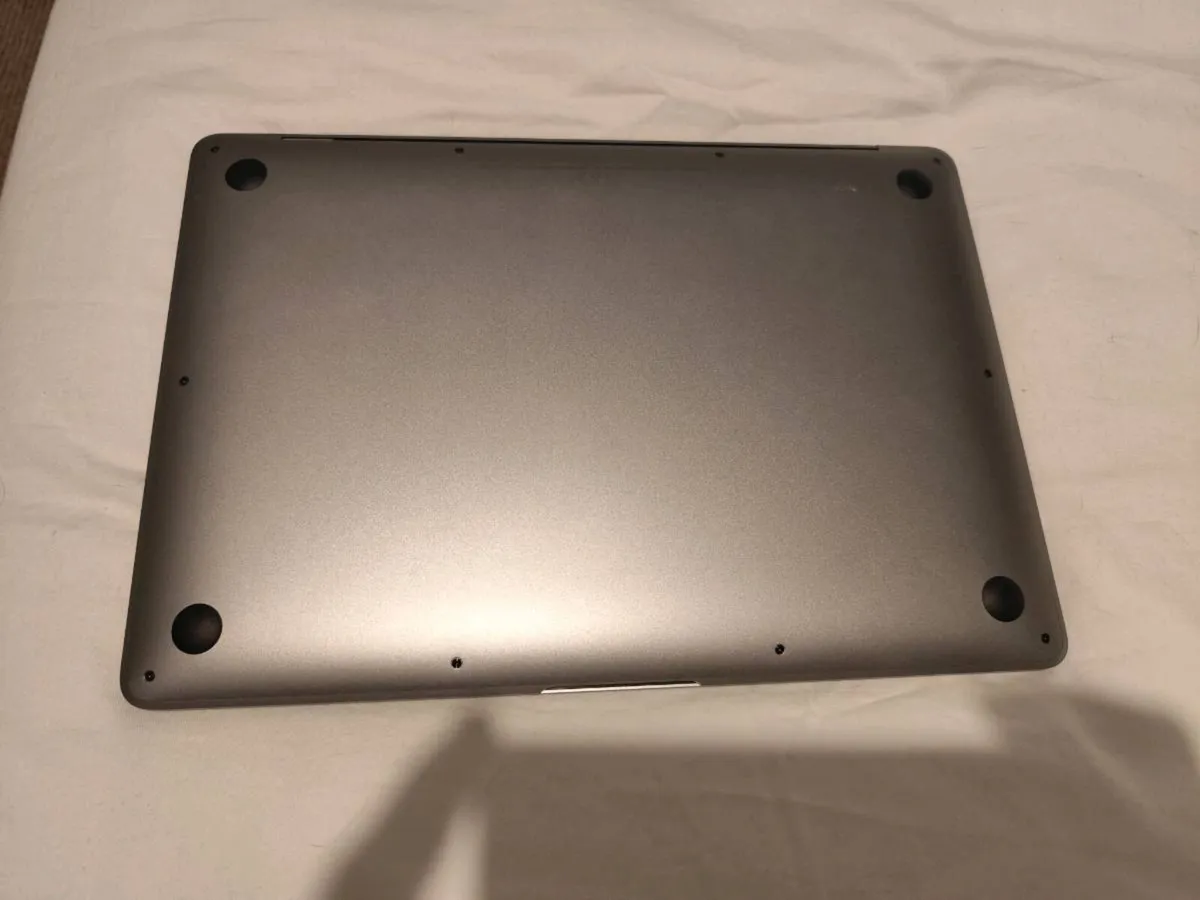 MacBook Air 13” Apple M1 + Apple Magic Mouse. - Image 4