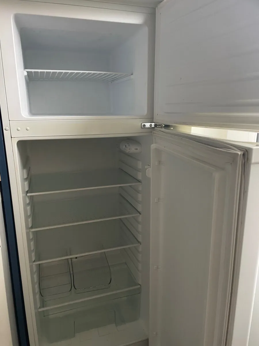 Fridge freezer - Image 2