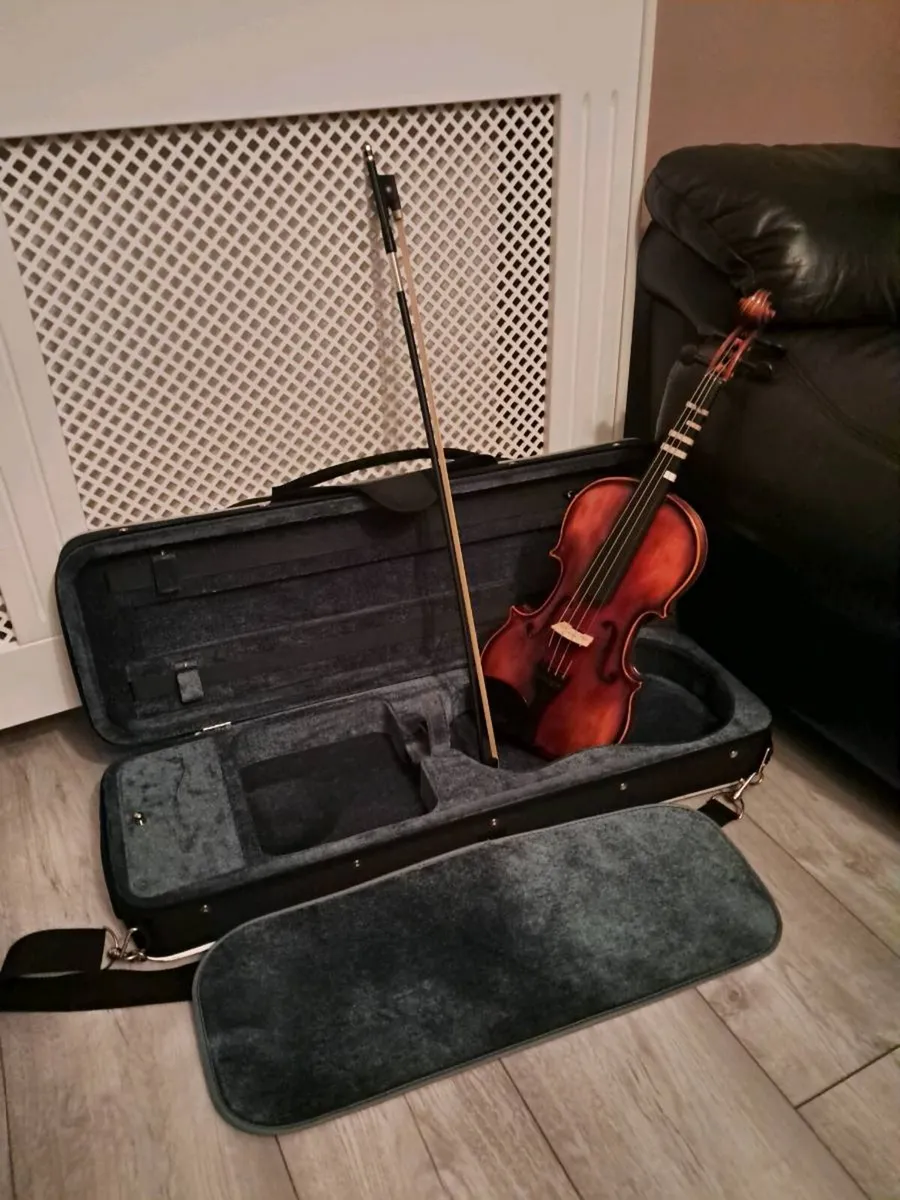 Fiddle - Image 1