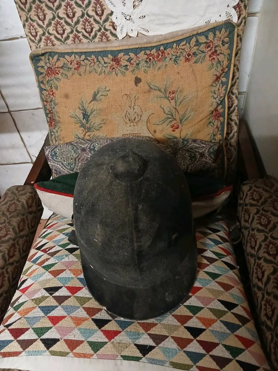 Items for sale - Image 3