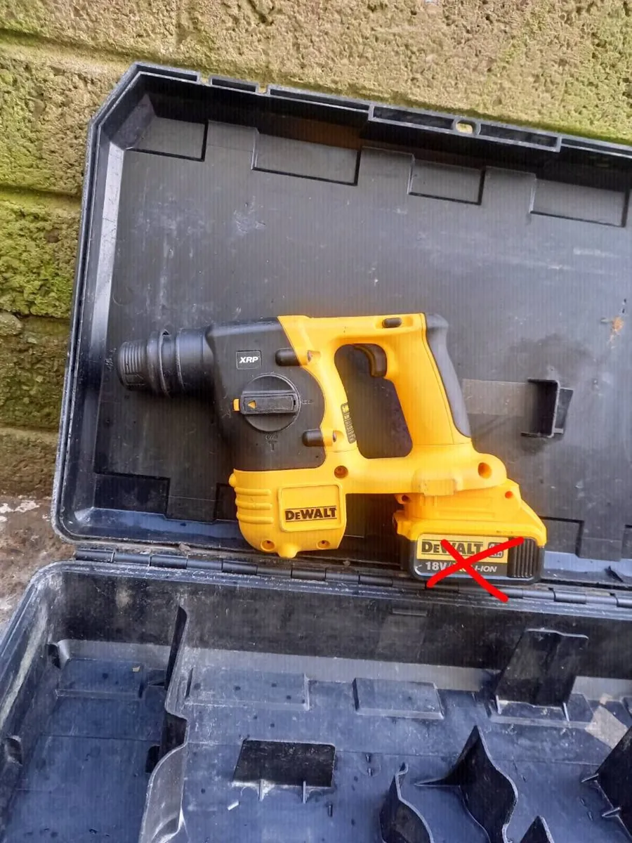 DeWalt Cordless SDS Drill - Image 4