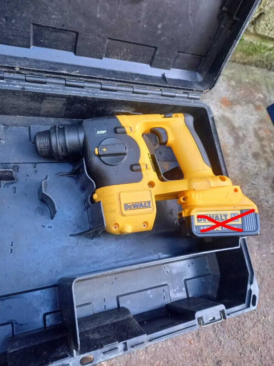 DeWalt Cordless SDS Drill - Image 3