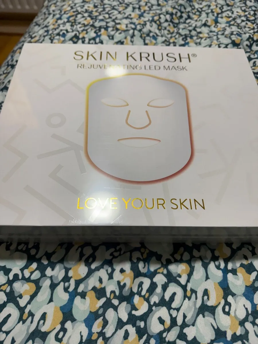 Skin Krush Rejuvenating Led Mask