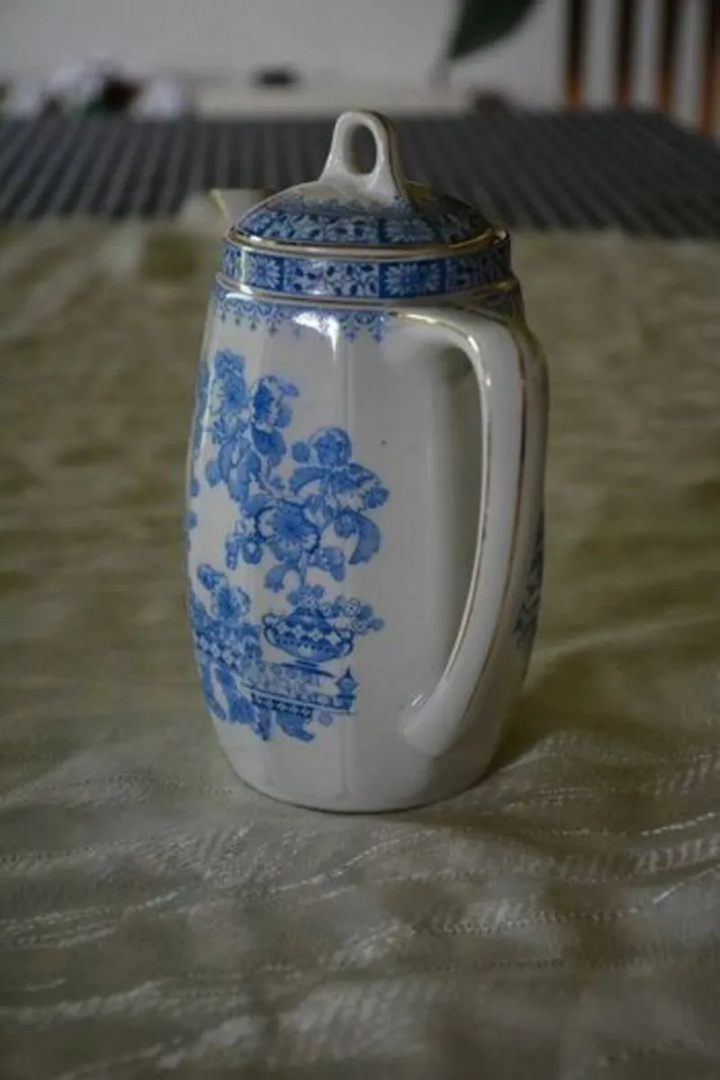 KPM Germany - Royal Porcelain Factory, tea pot - Image 2