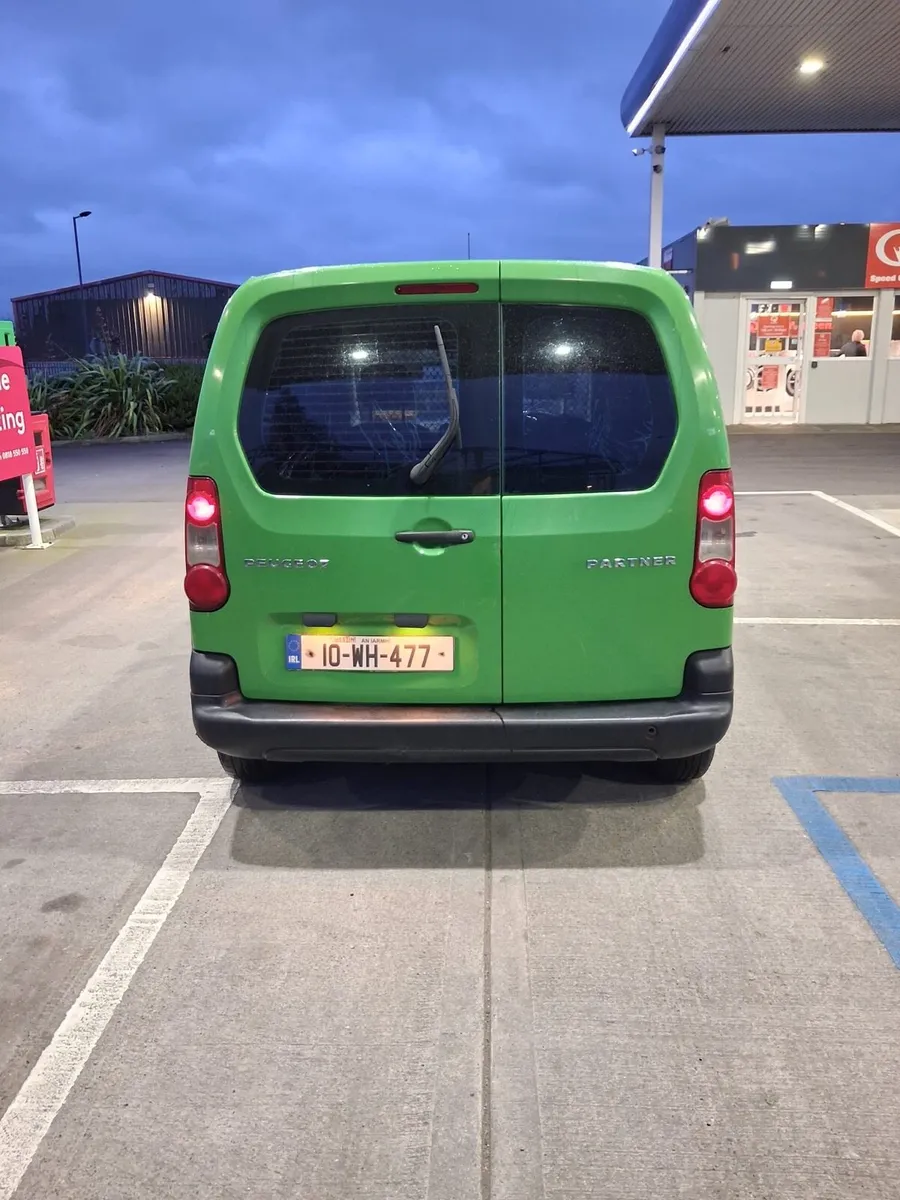 2010 Peugeot partner - Image 3