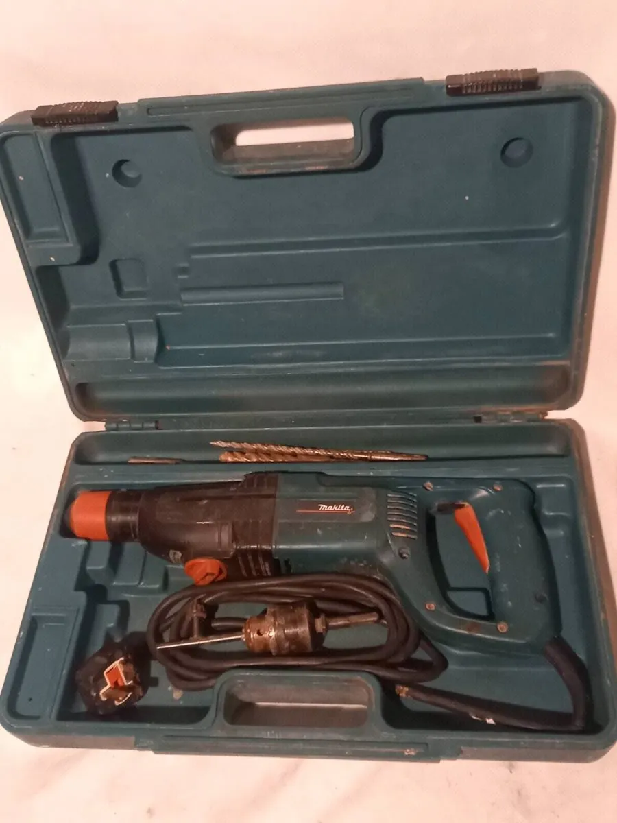 Makita SDS Hammer Drill - Image 2
