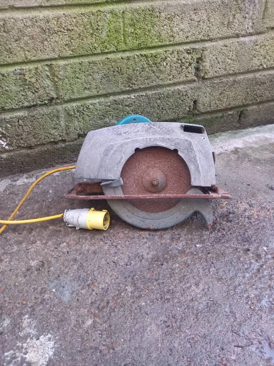 Makita 9 Inch Skilsaw - Image 2