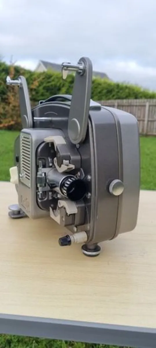 Vintage projector - Bolex Paillard 18-5 - Image 4
