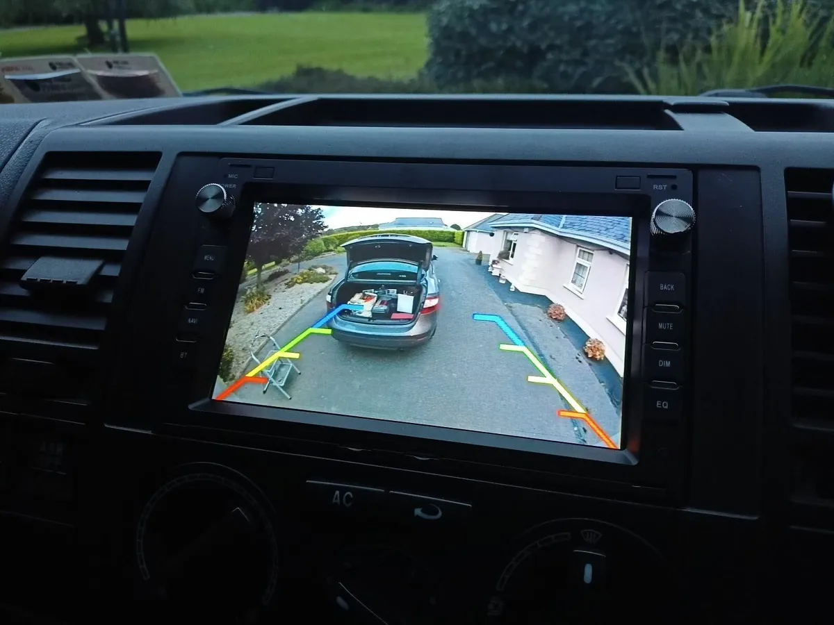 Transporter T5 VW WiFi GPS SatNav Handsfree BT - Image 1