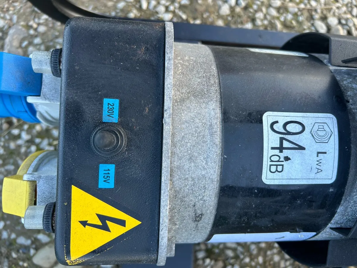 Power System E3200 Generator - Image 4