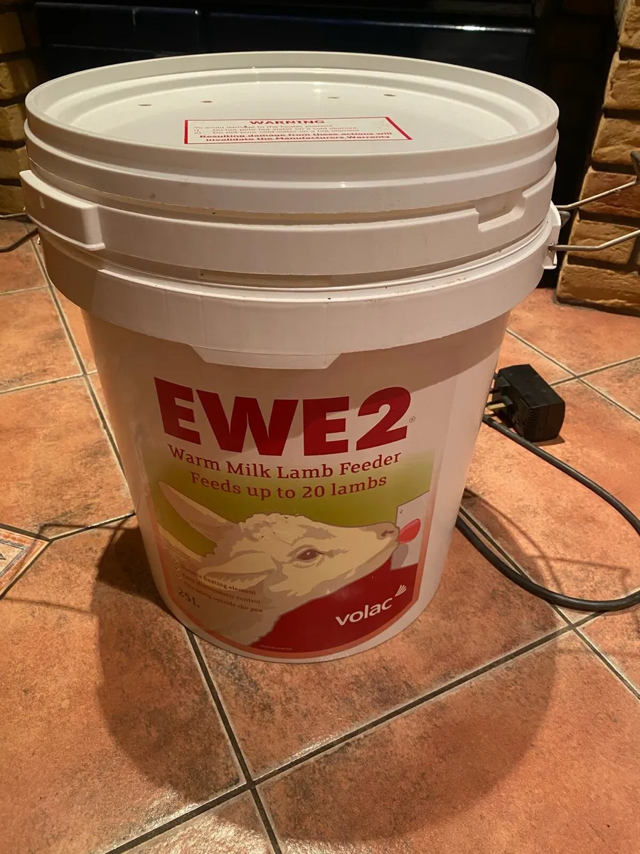 Automatic Lamb Feeder - Image 1