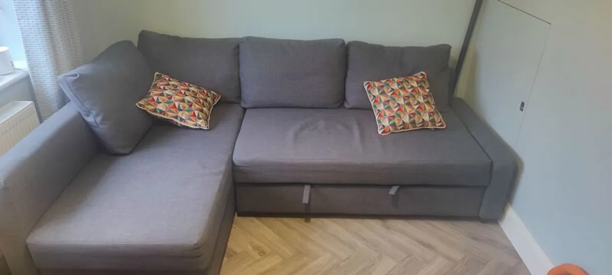 couch - Image 1