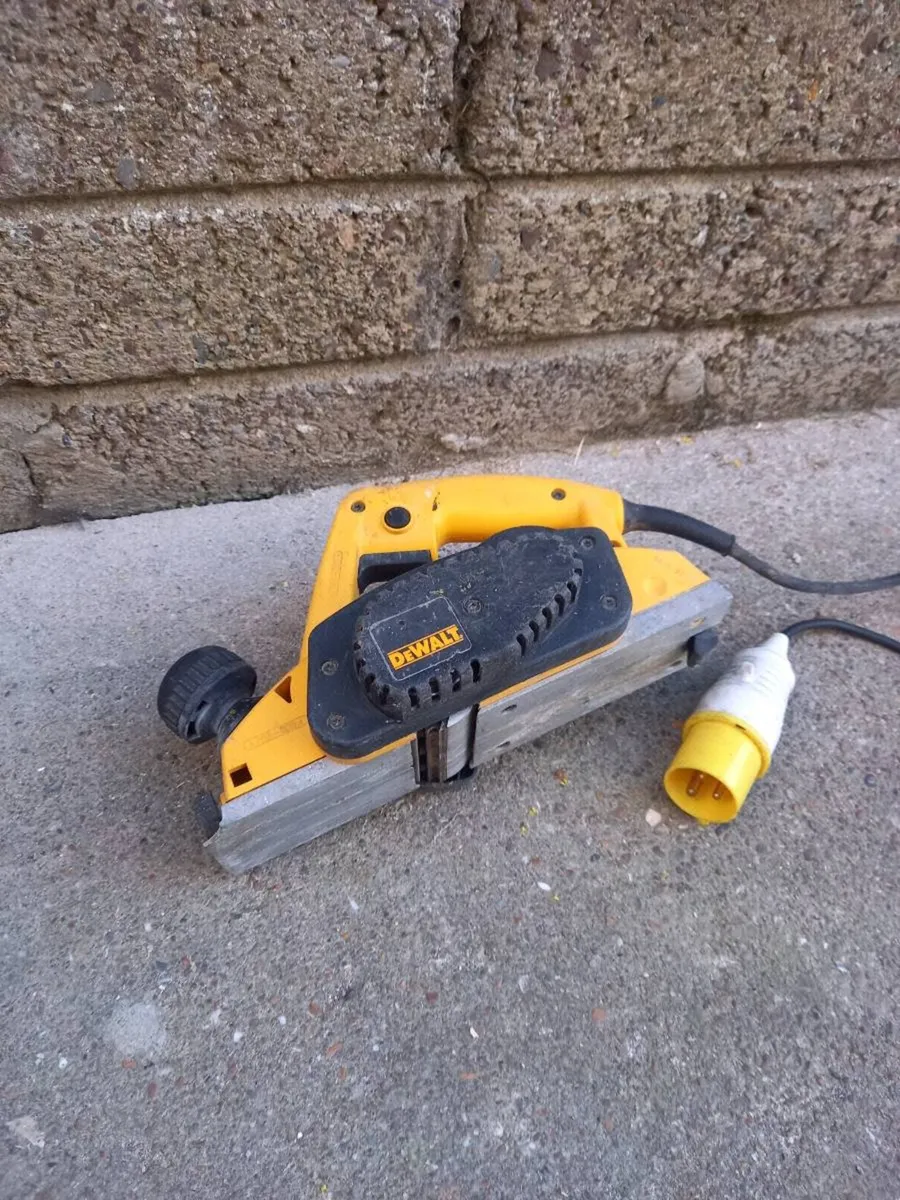 DeWalt Wood Planer - Image 3