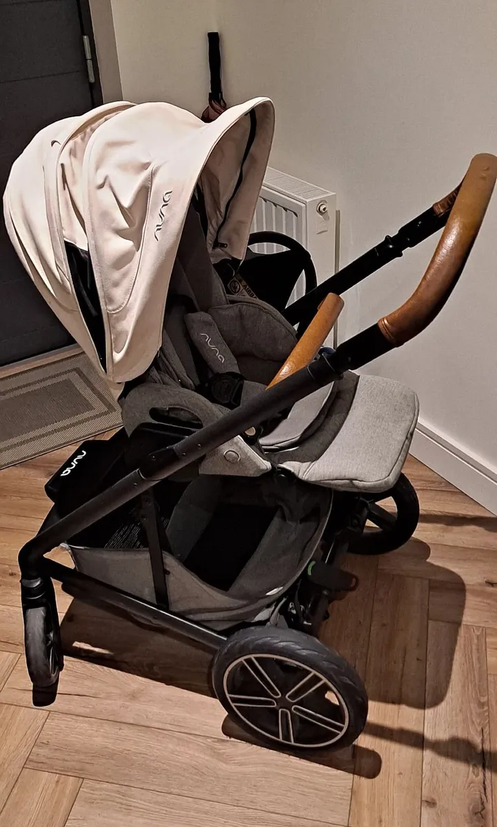 Nuna &  Maxi-Cosi Travel System - Image 1