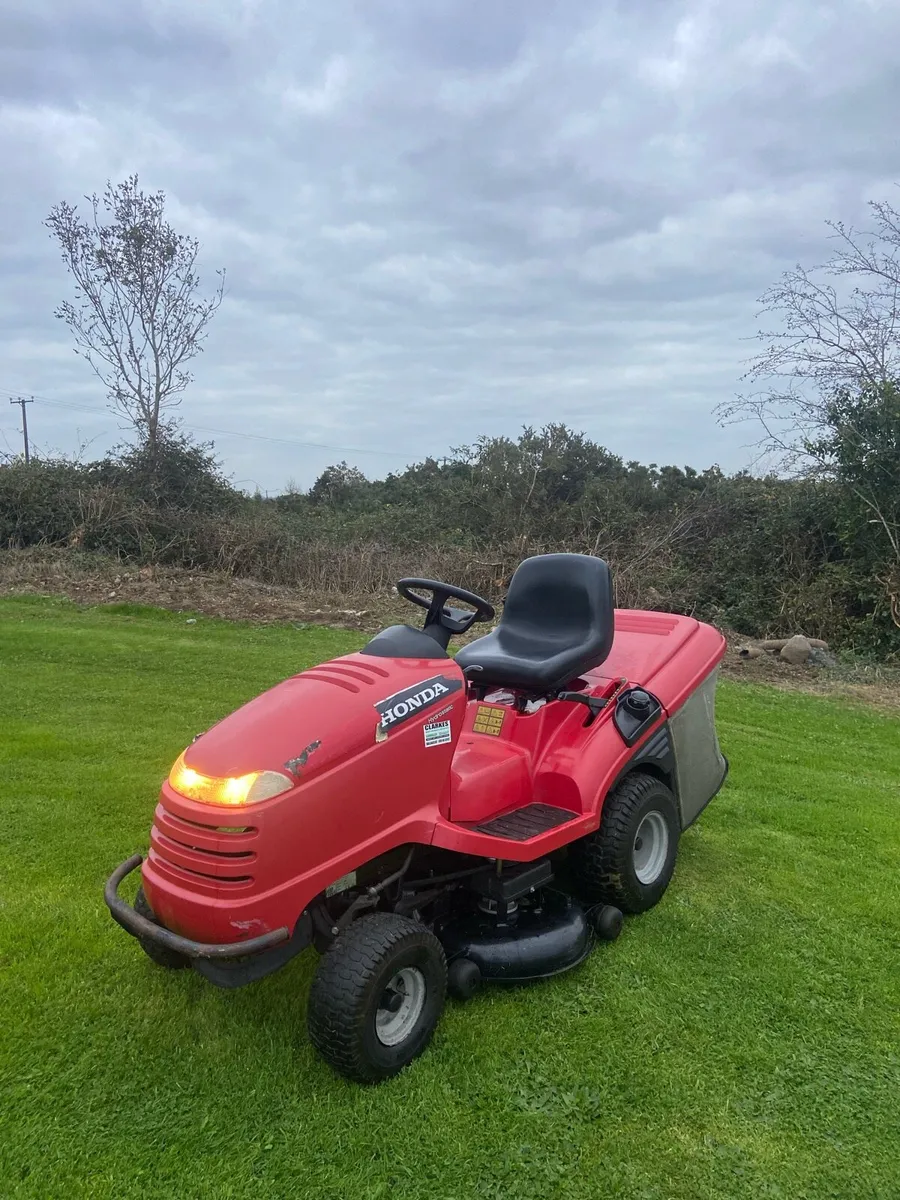 Honda 2417 ride on - Image 2