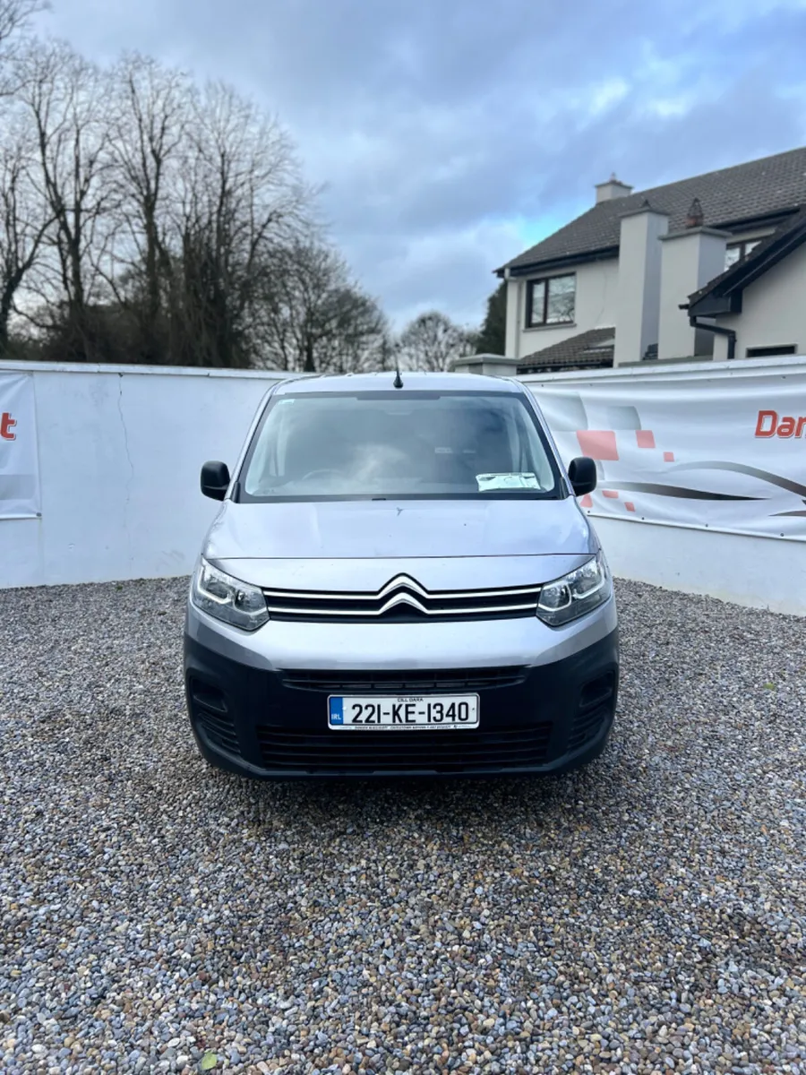 2022 Citroen Berlingo 100bhp - Image 4