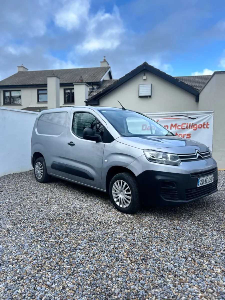 2022 Citroen Berlingo 100bhp - Image 2