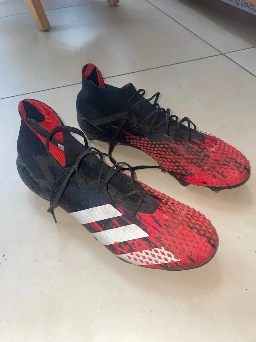 Football boots - Image 1