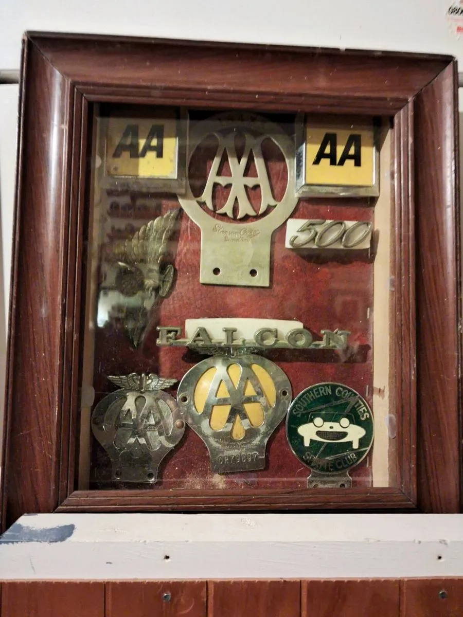 Collectables - Image 3