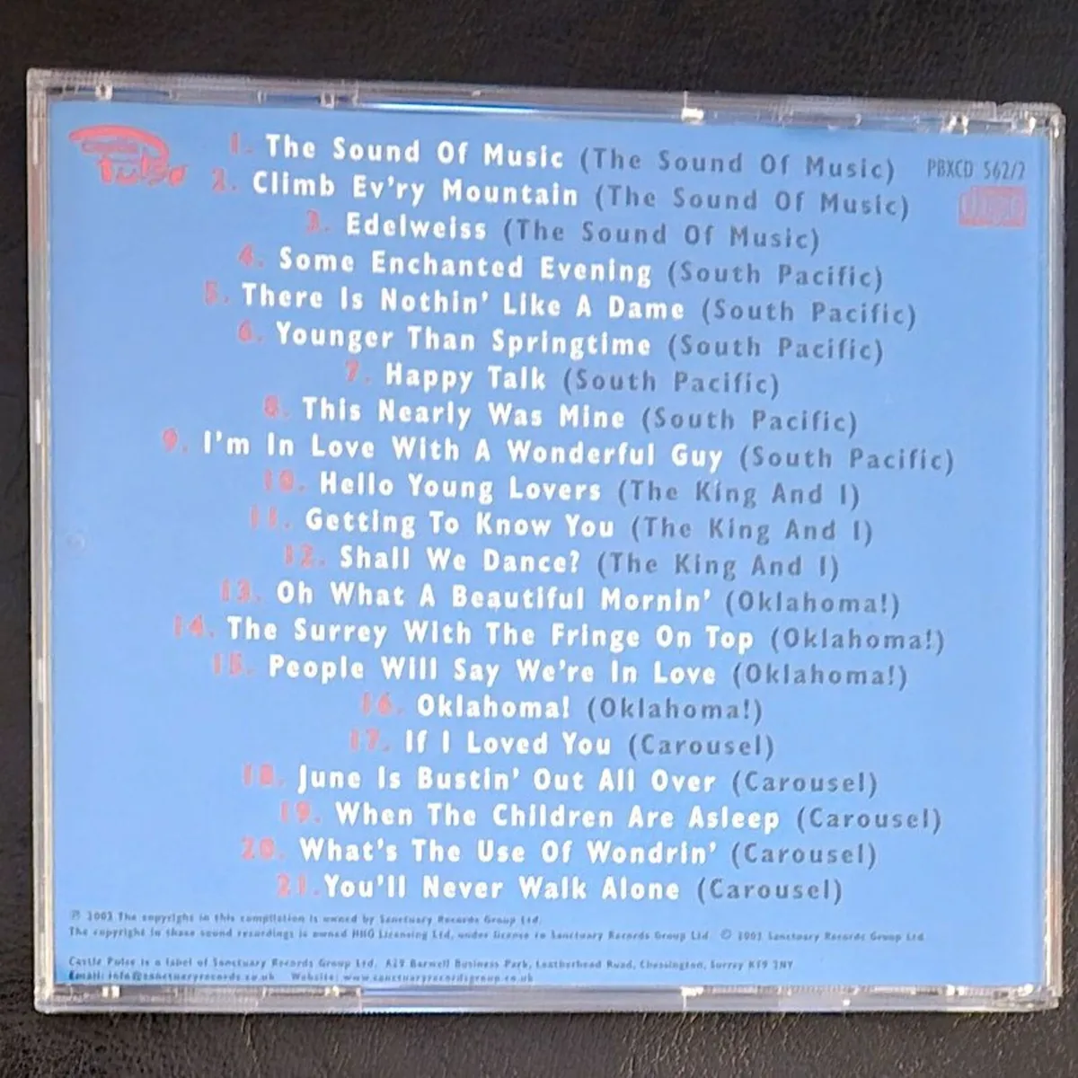 100 All-Time Show Favourites - 5-CD boxset - Image 3