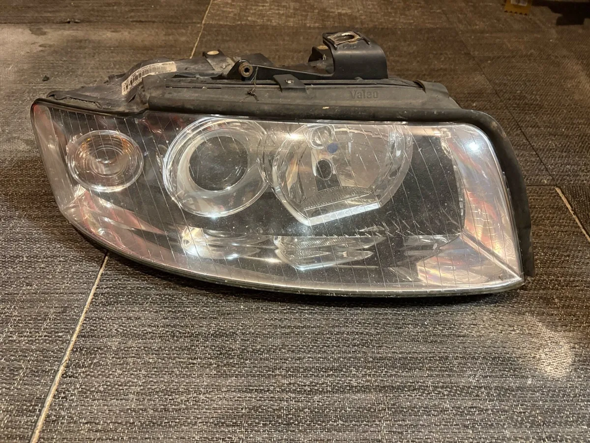 Audi a4 headlights