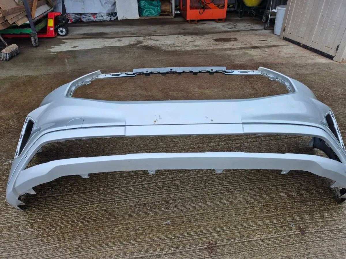 Ford transit custom front bumper - Image 1