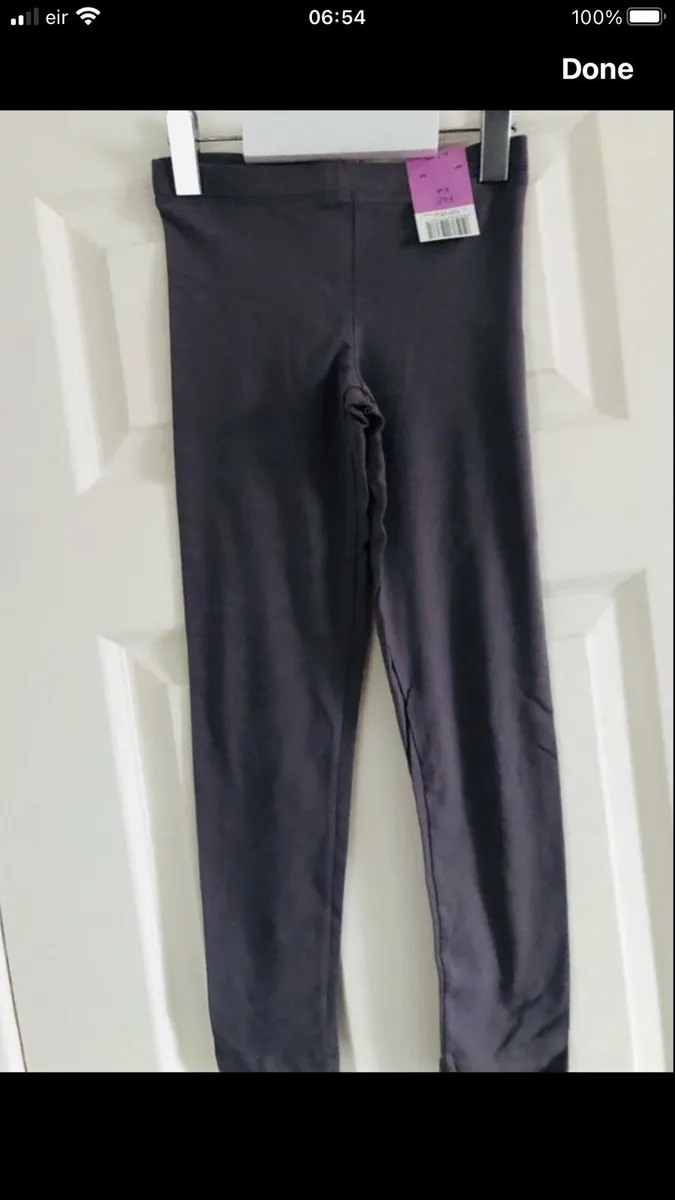 Girls BNWT leggings age 6/7 €3 - Image 3