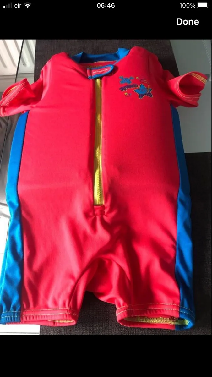 Girls speddo float suit age 2/3 €10 - Image 1
