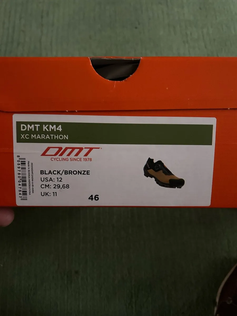 Cycling shoes - Image 1