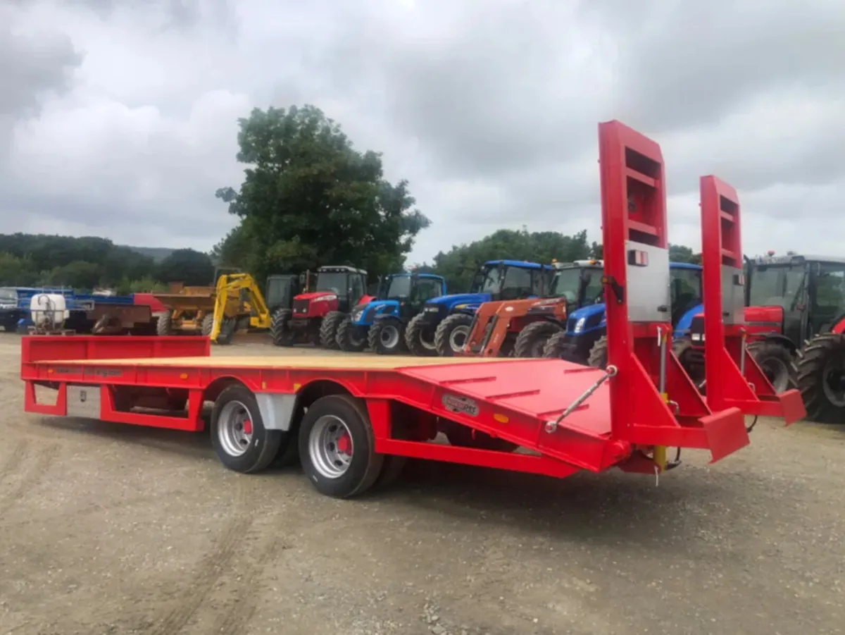 19 tonne Euro Spec Low-Loader - Image 4