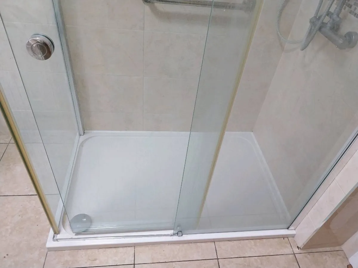 Shower unit - Image 2