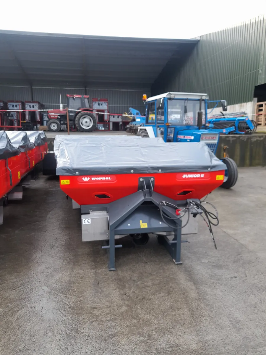New Woprol fertiliser spreaders,finance available - Image 3