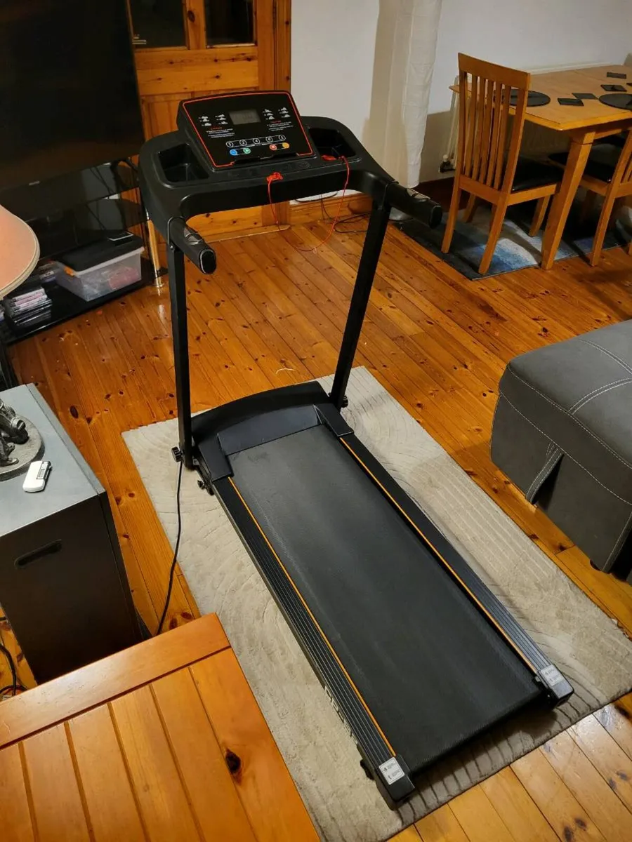 Treadmill.  Delivery - Image 2