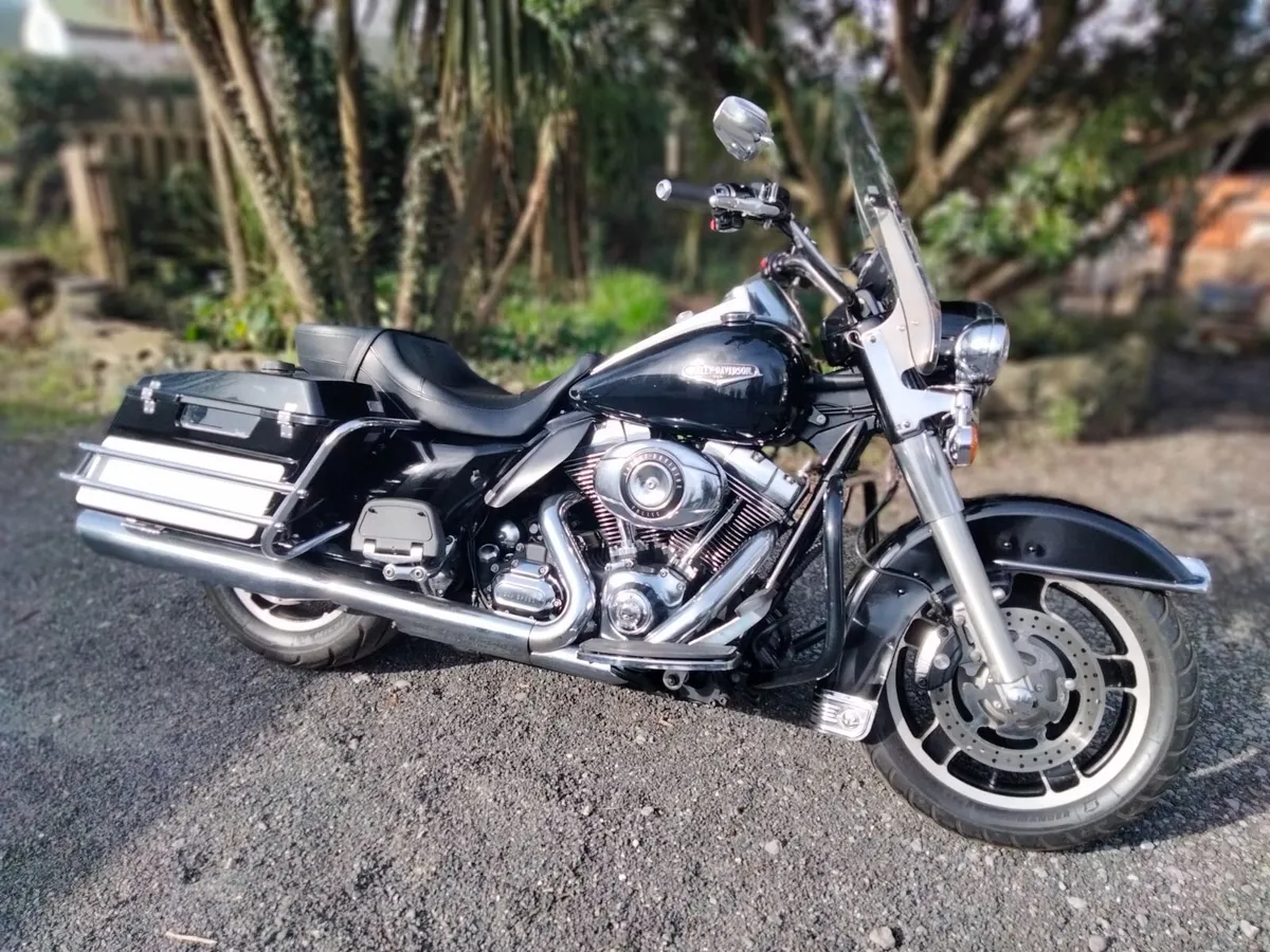 HARLEY DAVIDSON Road King - Image 1