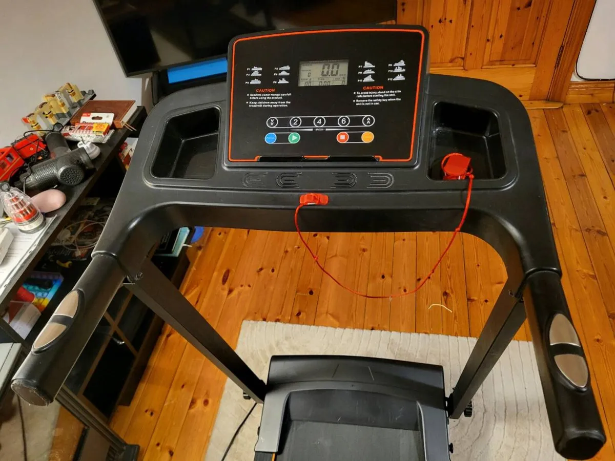 Treadmill.  Delivery - Image 4