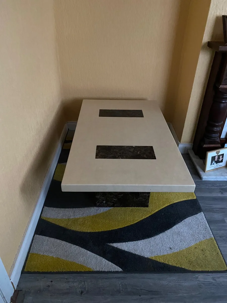 Table and rocking horse - Image 3