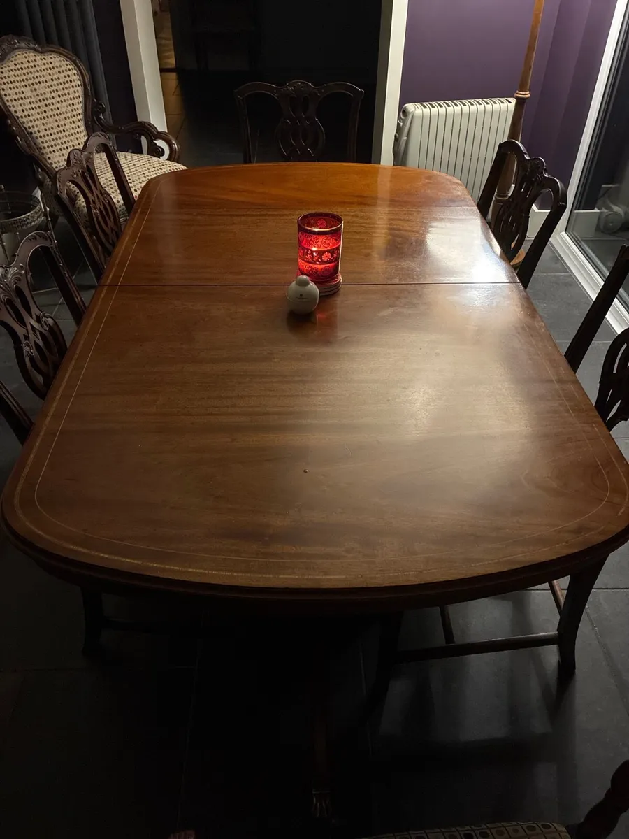 Dining table with 6 chairs - Image 2
