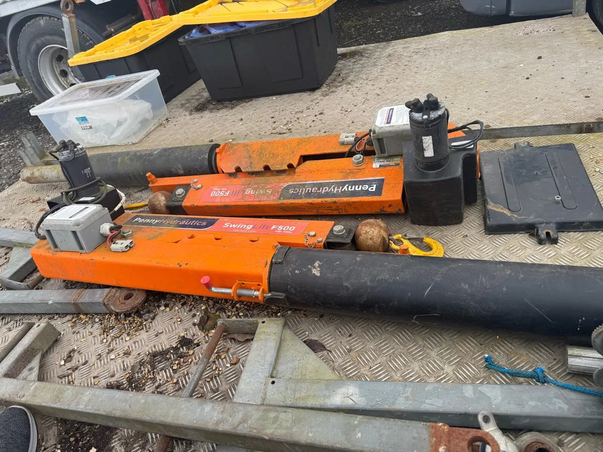 Equipment for sale - Image 1