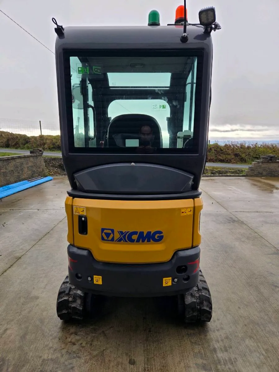 🟡New XCMG XE20E🟡 - Image 3