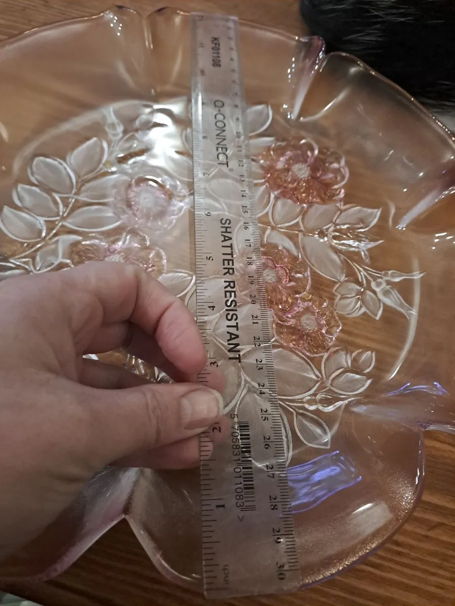 Large Mid-Century Frosted Art Glass Bowl - Image 2