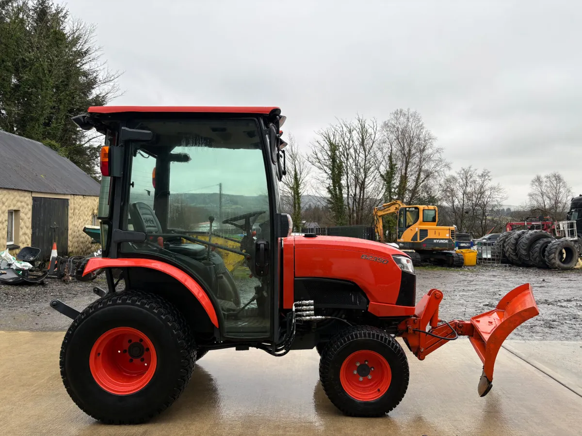 2016 Kubota B2550 Only 739hrs - Image 2